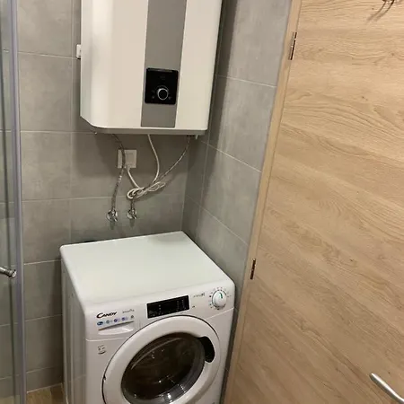 Elinor - C29 Apartamento *